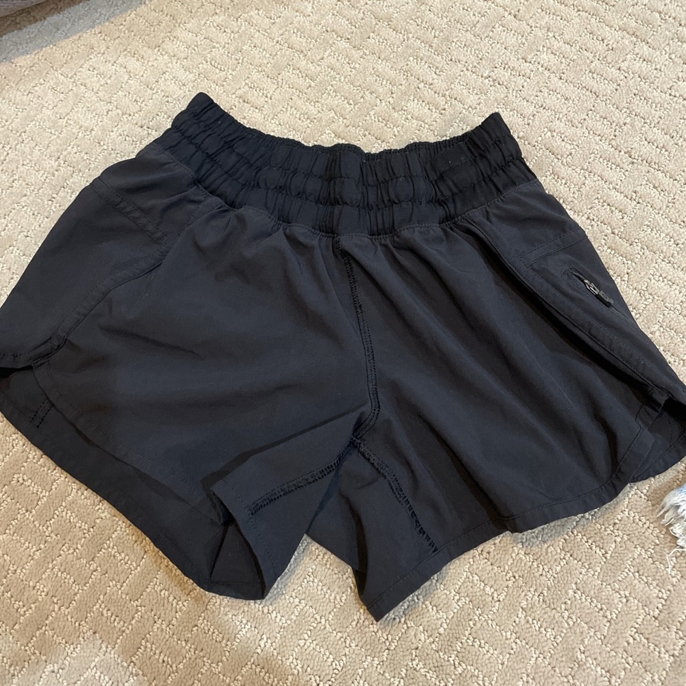 Lulu lemon shorts